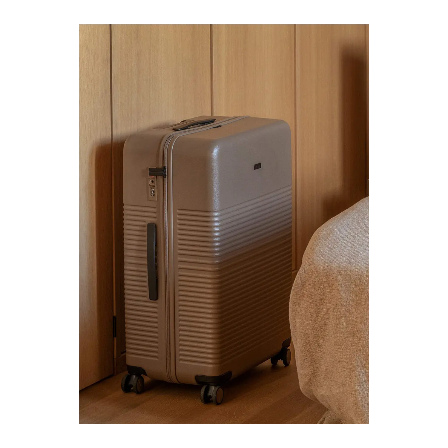NORTVI Check-In L Trolley, Clay - Worldshop