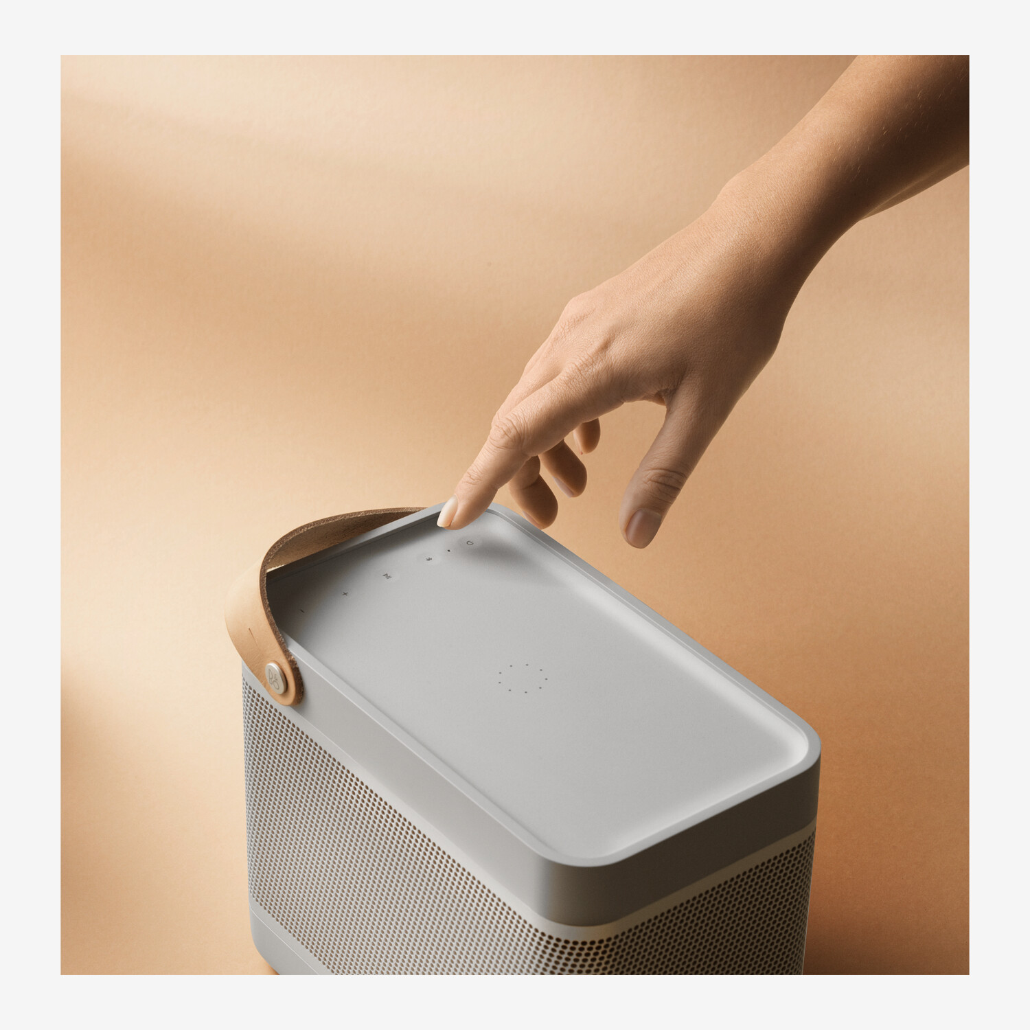 Bang & Olufsen Beolit 20 Bluetooth® Speaker, Grey Mist - Worldshop