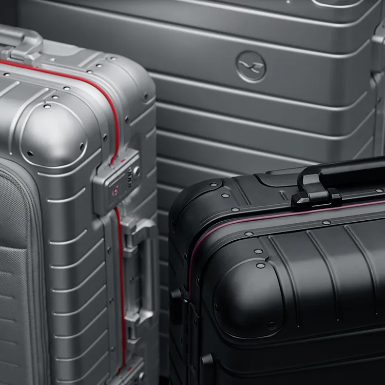 Branded Items from Lufthansa, SWISS, Austrian and Brussels