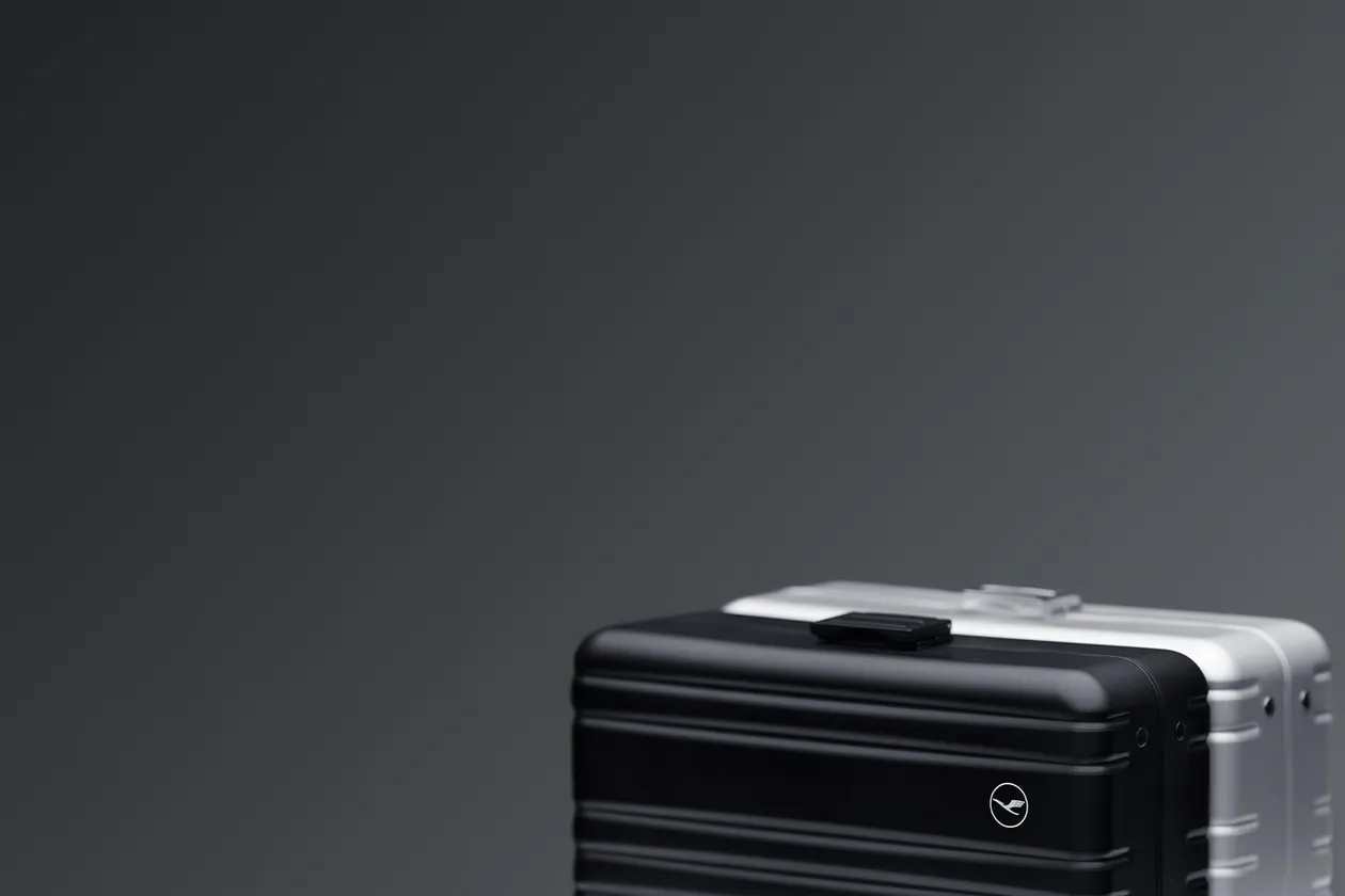 Lufthansa Worldshop アルミニウムケース ブラック Lufthansa Worldshop アルミニウムケース ブラック 旅行かばん