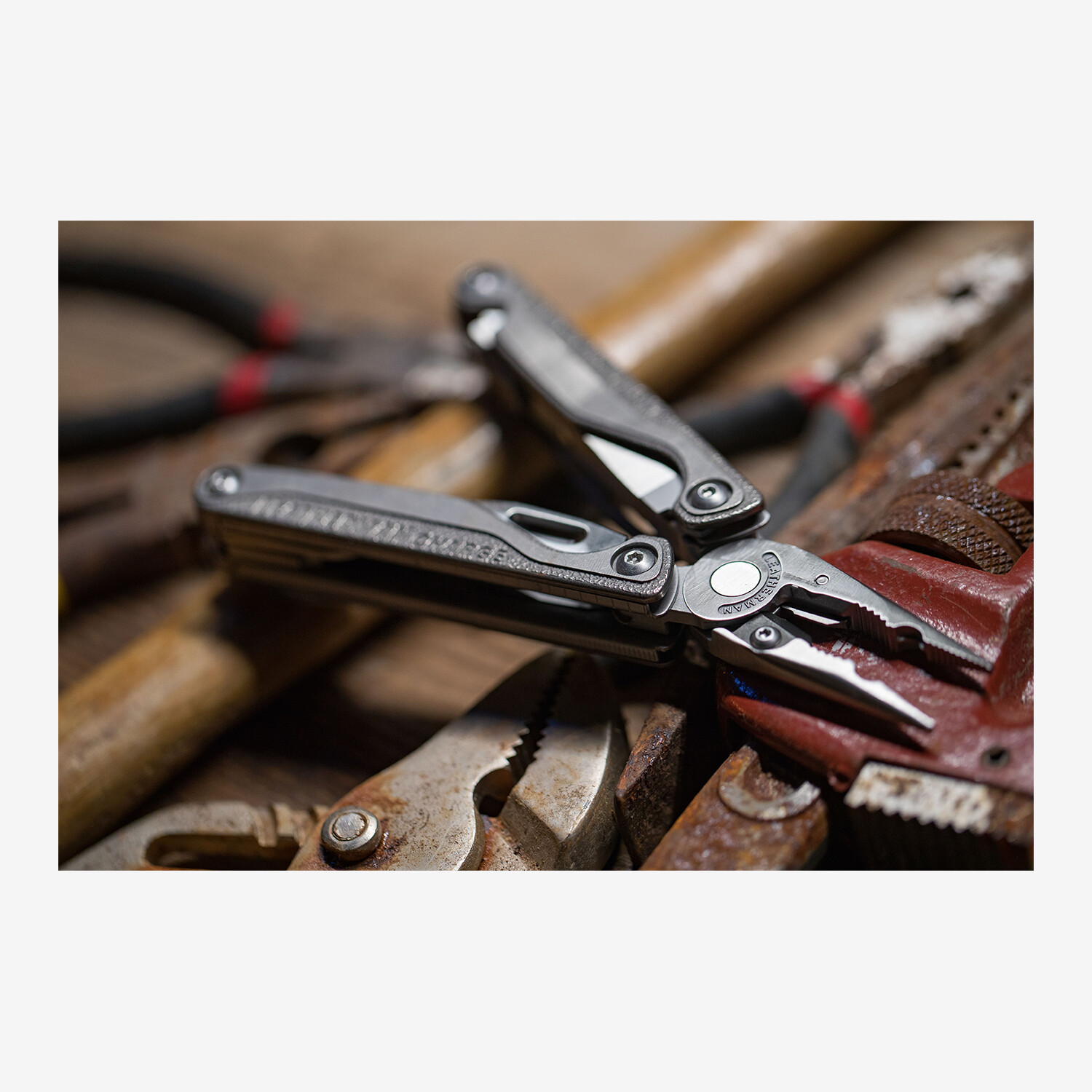 Leatherman Charge®+ TTI MultiTool, Silver