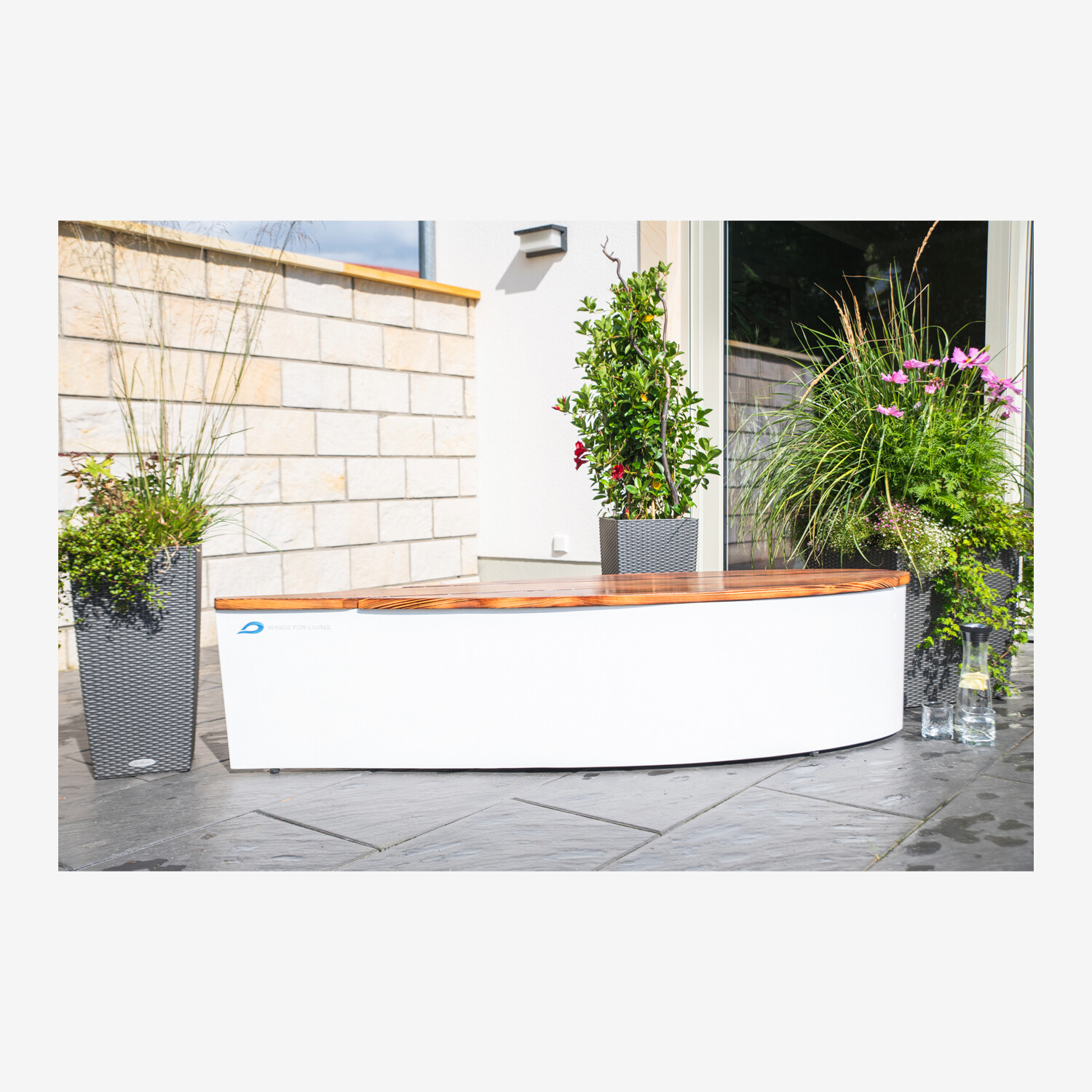 Wings for Living Cape Town Bench, White Lufthansa