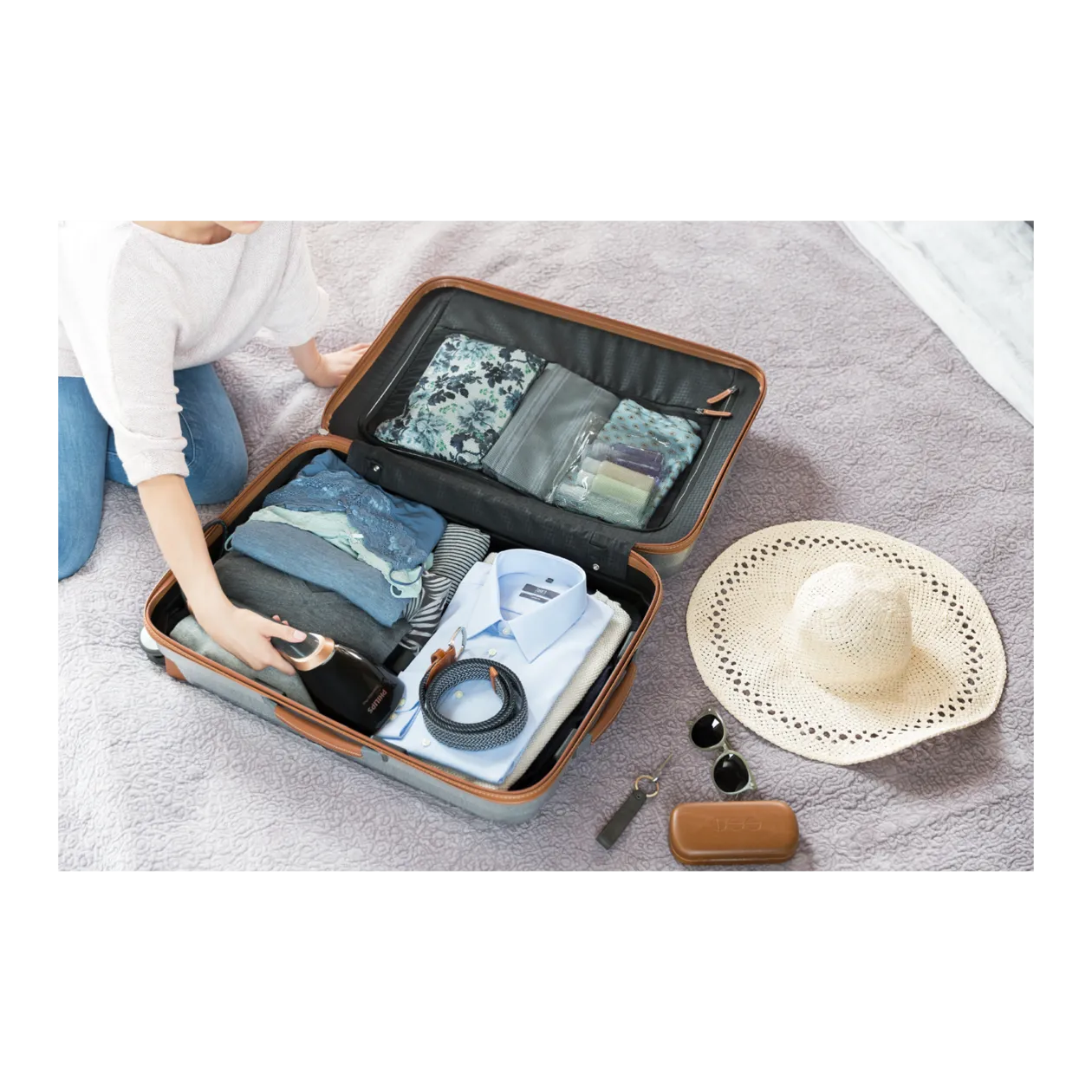 Philips Steam&Go Handheld Garment Steamer, Black/Gold